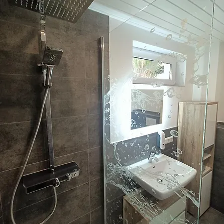 Herzlich Inmitten Der Weinreben Gonnheim