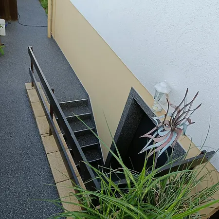 Apartament Herzlich Inmitten Der Weinreben Gonnheim